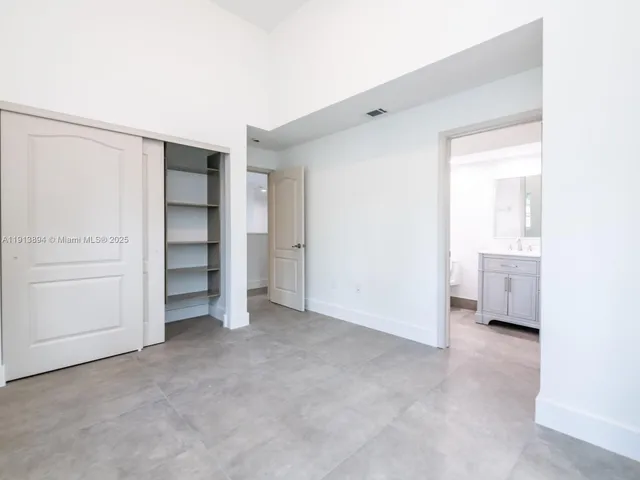 $13,995 | 20729 Northeast 32nd Avenue, Aventura, FL 33180