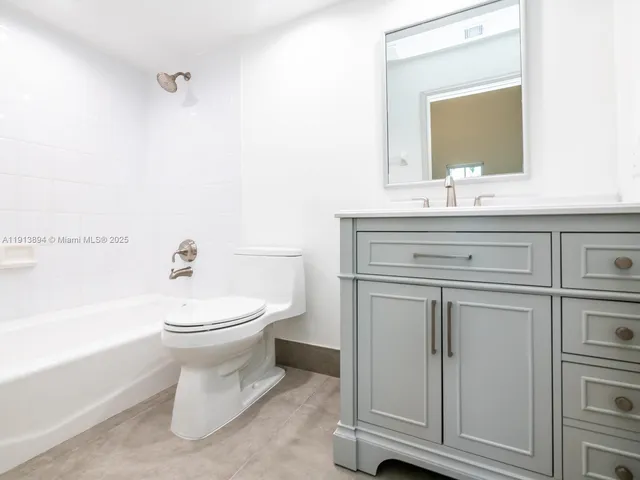 $13,995 | 20729 Northeast 32nd Avenue, Aventura, FL 33180