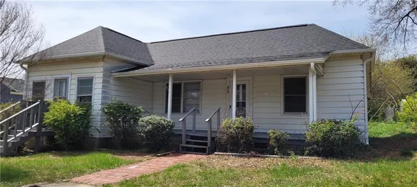 $1,195 | 914 Cranbrook Street, Greensboro, NC 27407