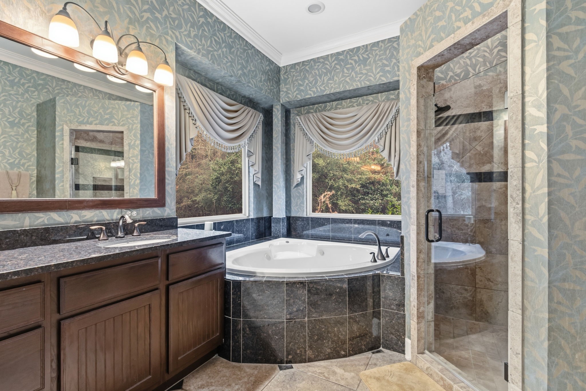7514 Saddle Blanket Drive Waller, TX 77484 - Photo 26 of 50 Unwind in your luxurious jetted tub after a long day of working.