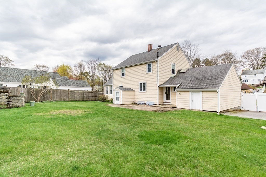 1 Newell Road Wakefield, MA 01880 - Photo 17 of 40