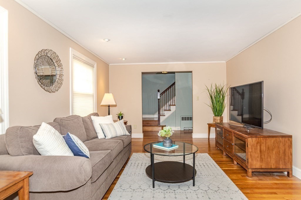 1 Newell Road Wakefield, MA 01880 - Photo 6 of 40