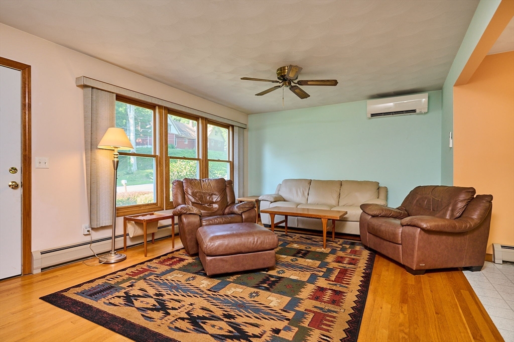 22 Gunn Road Southampton, MA 01073 - Photo 7 of 31 Gallery Image 7