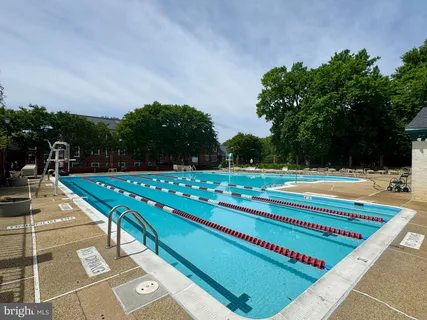 $418,000 | 3811 39th Street Northwest, Unit D88, Washington, DC 20016