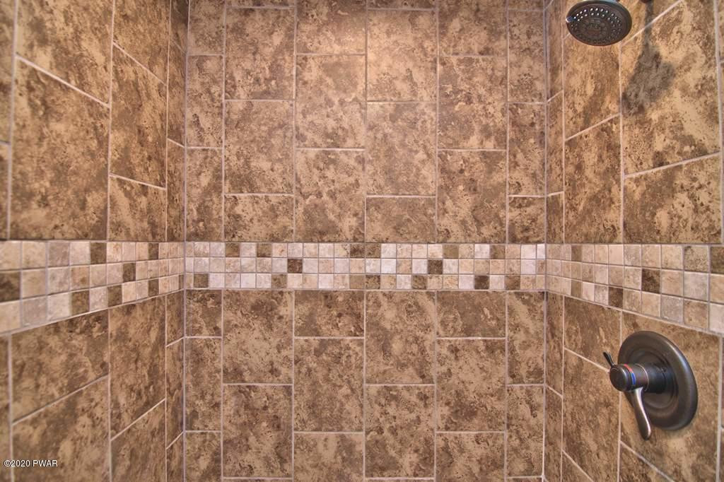 269 West Lakeview Road Lackawaxen, PA 18435 - Photo 39 of 88