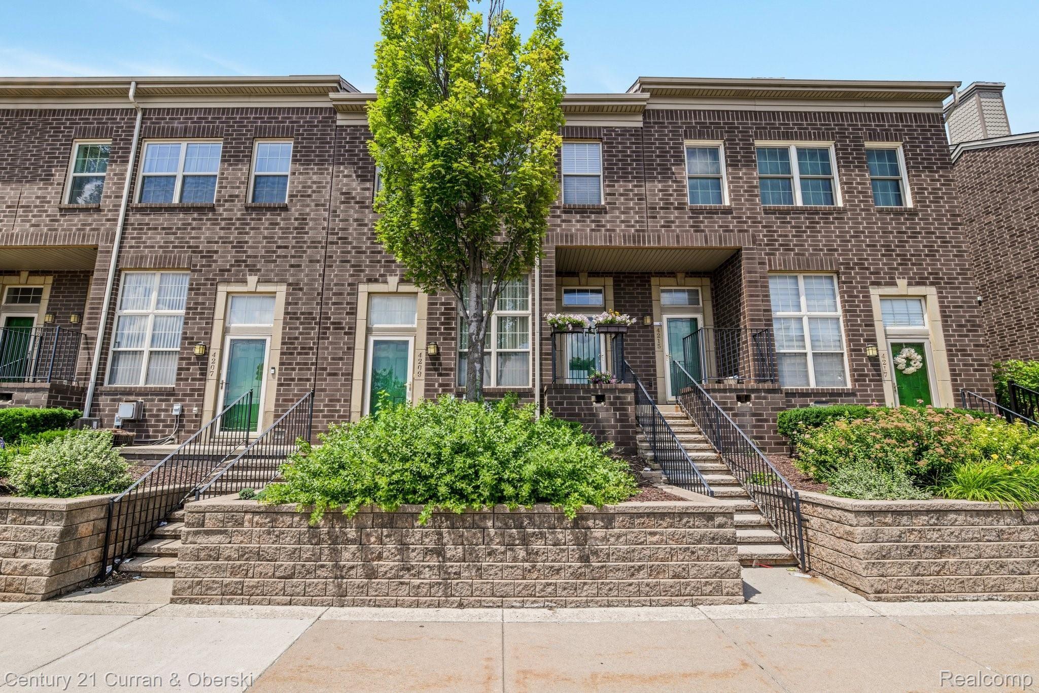 4211 Schaefer Road Dearborn, MI 48126 - Photo 1 of 28 3-web-or-mls-4211 Schaefer Road - Dearborn0024.jpg