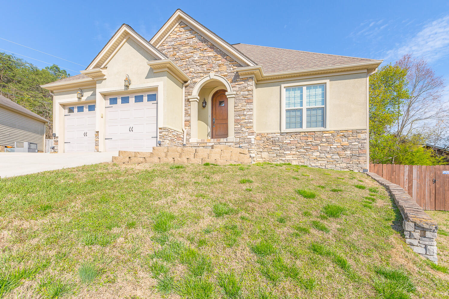 6604 Kenton Ridge Circle Chattanooga, TN 37421 - Photo 3 of 67 6604 Kenton Ridge HD_-3 - Copy - Copy