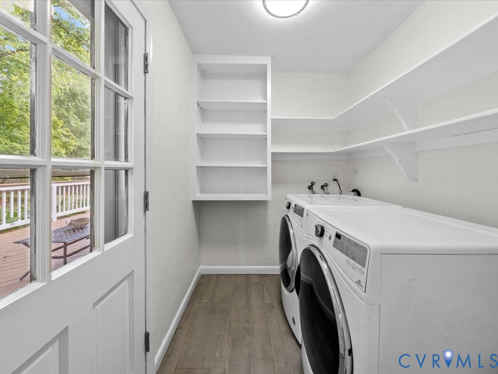 1803 Marroit Road Henrico, VA 23229 - Photo 12 of 34 Idyllically situated laundry off kitchen makes for