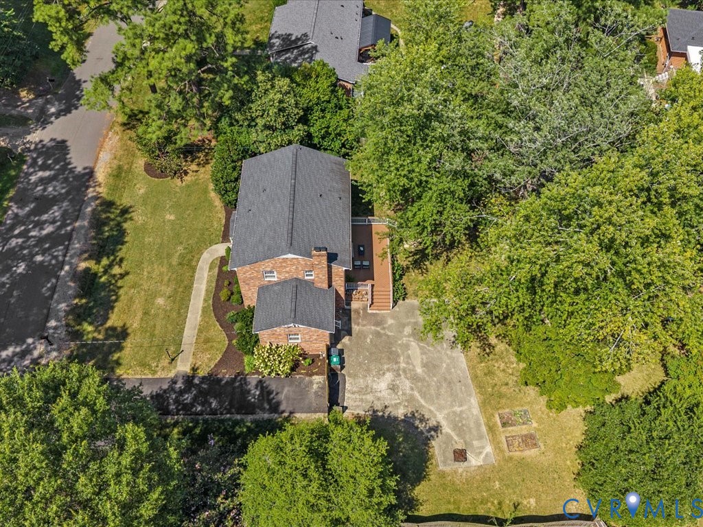 1803 Marroit Road Henrico, VA 23229 - Photo 3 of 34 Turn-key Colonial with off-street parking, all bri