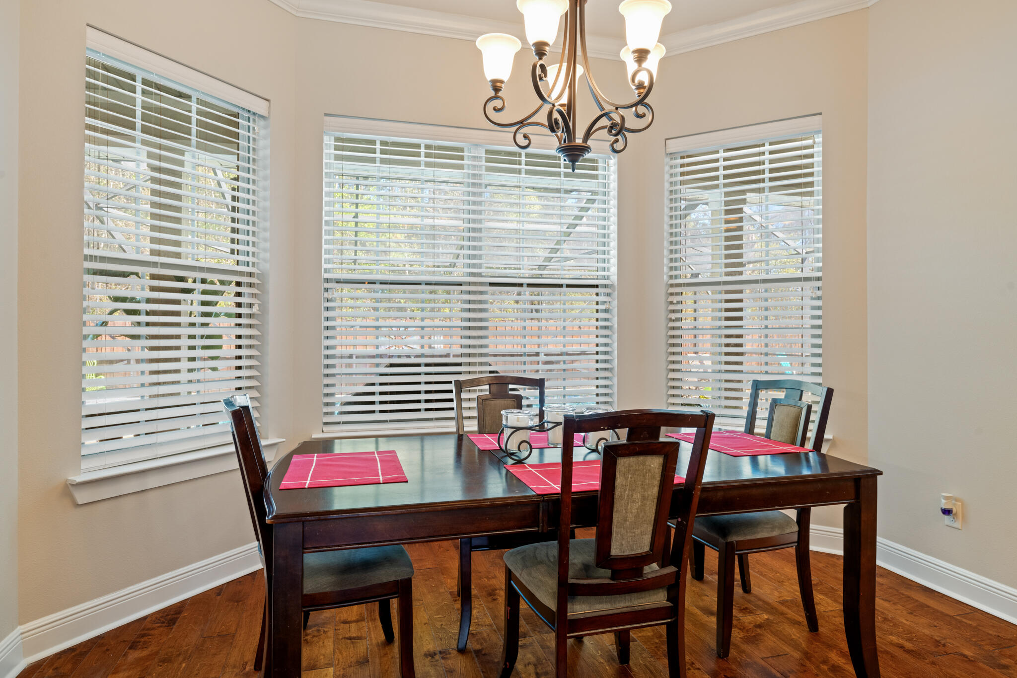 5556 Madelines Way Pace, FL 32571 - Photo 20 of 65 eat-in kitchen