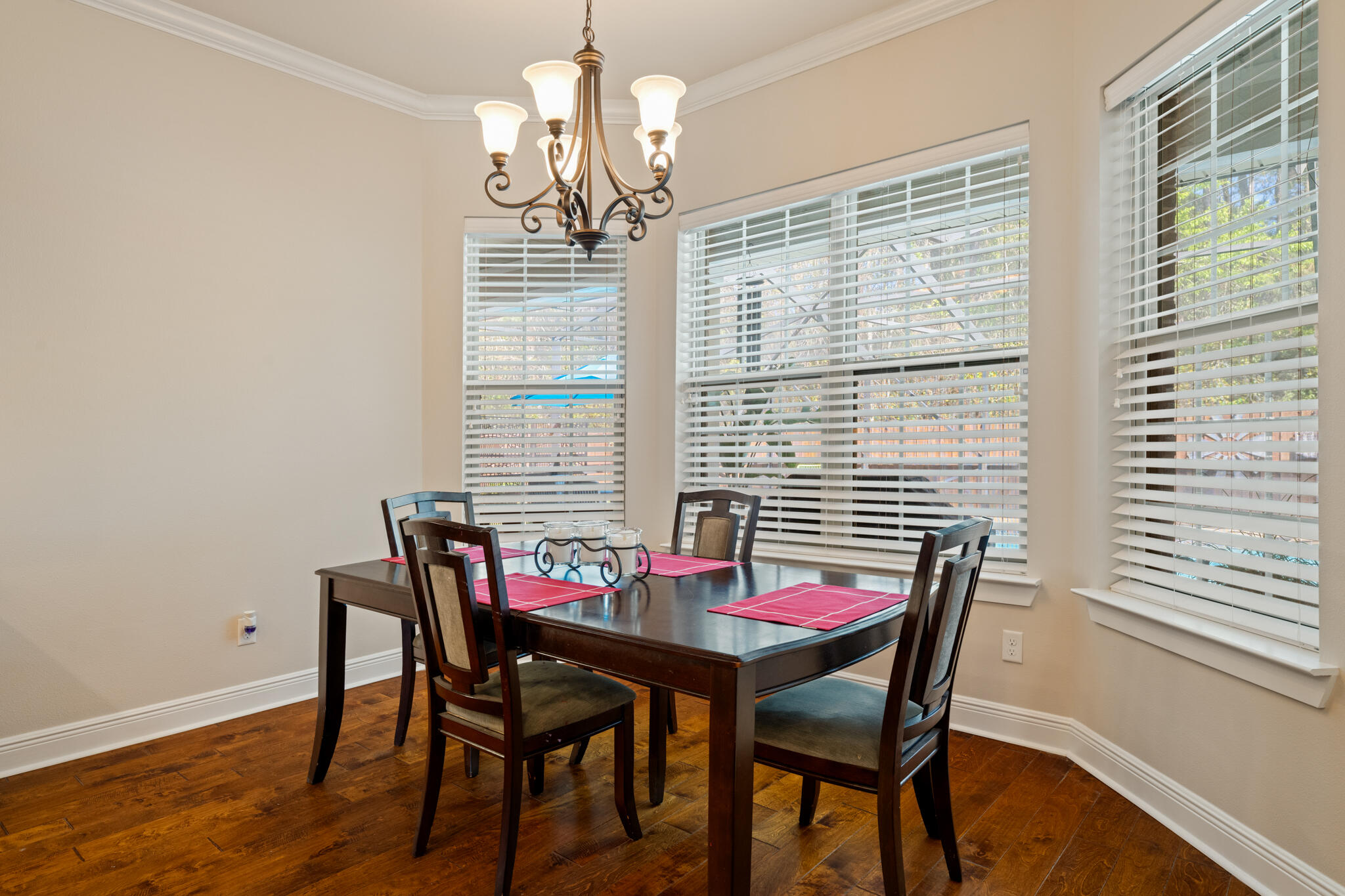 5556 Madelines Way Pace, FL 32571 - Photo 21 of 65 eat-in kitchen