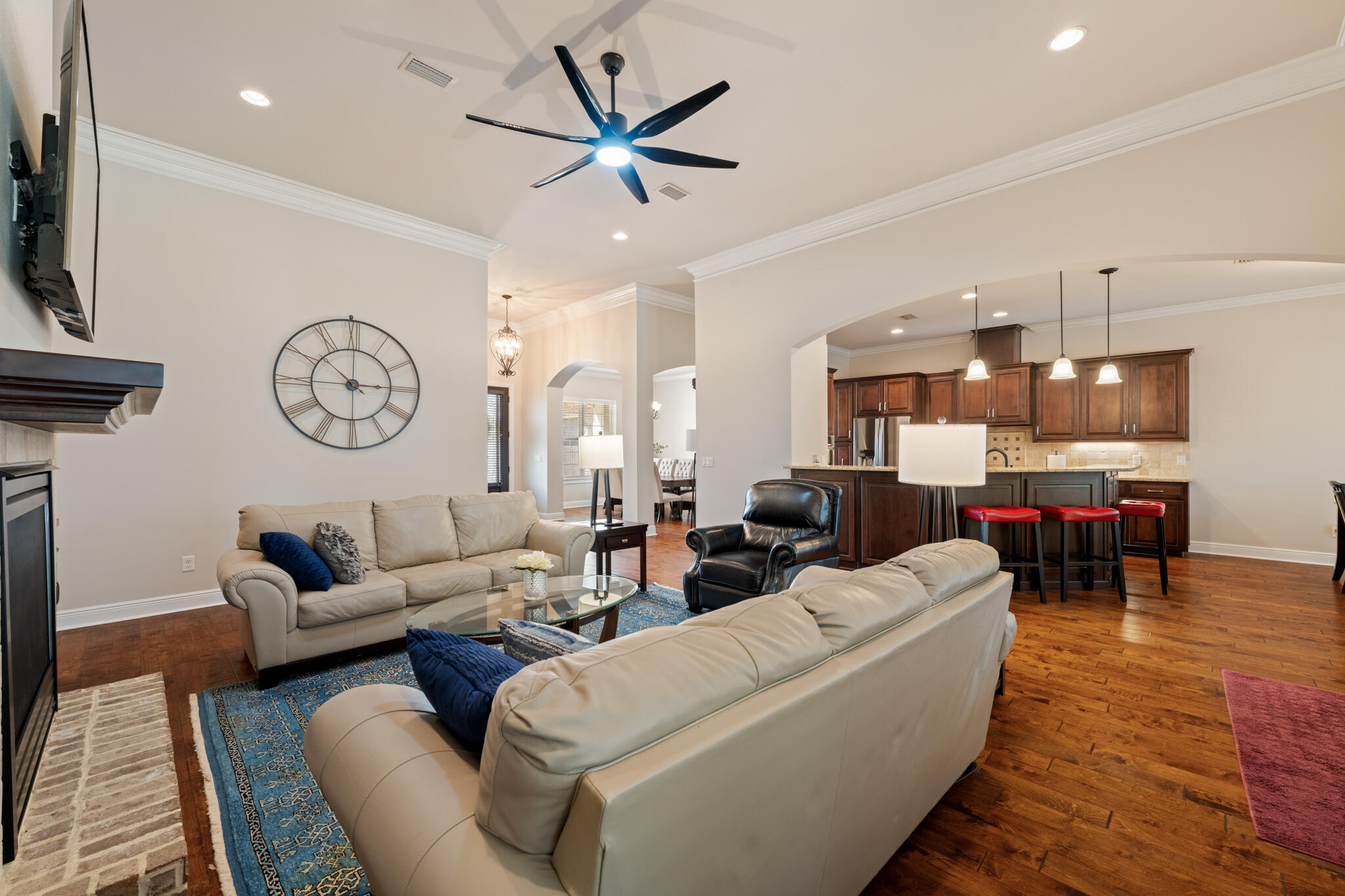 5556 Madelines Way Pace, FL 32571 - Photo 26 of 65 living room