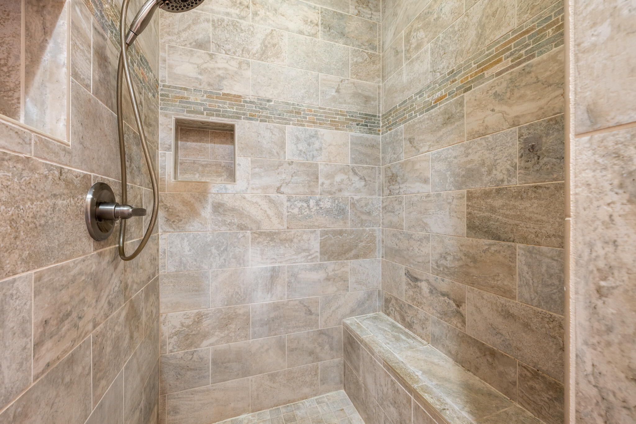 5556 Madelines Way Pace, FL 32571 - Photo 40 of 65 primary shower