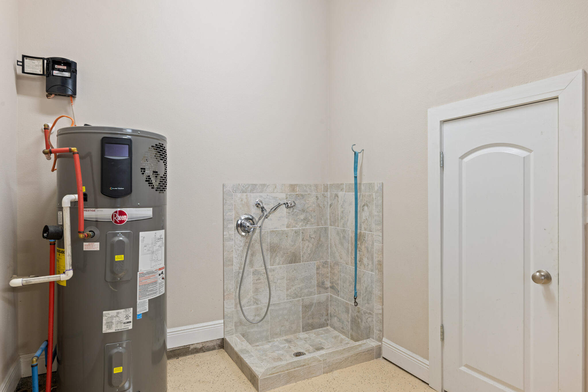 5556 Madelines Way Pace, FL 32571 - Photo 58 of 65 dog wash