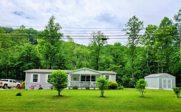 $185,000 | 17108 Highway 28, Buckhorn, KY 41721