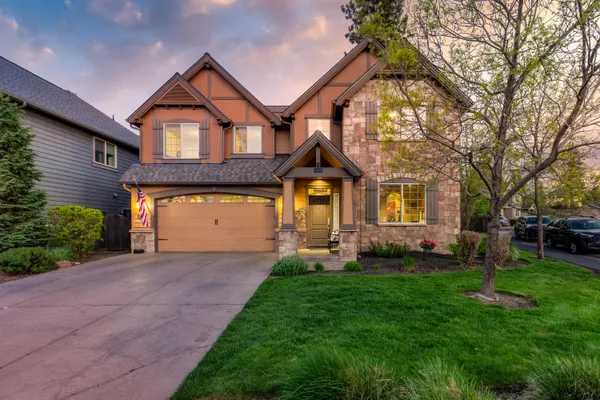 $900,000 | 20165 Stonegate Drive, Bend, OR 97702
