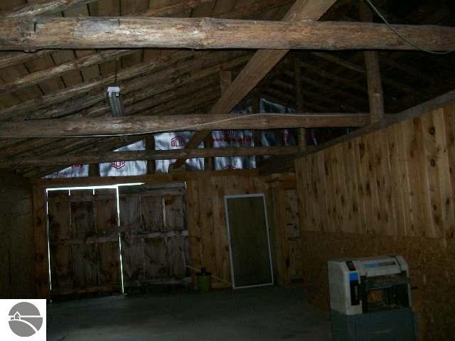 142 East Moorestown Road Lake City, MI 49651 - Photo 12 of 15 1668153-11.JPG
