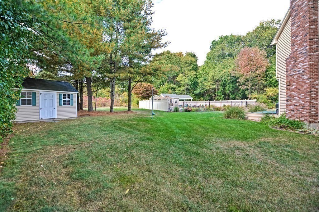 25 Crocker Pond Road Wrentham, MA 02093 - Photo 34 of 35 Gallery Image 34