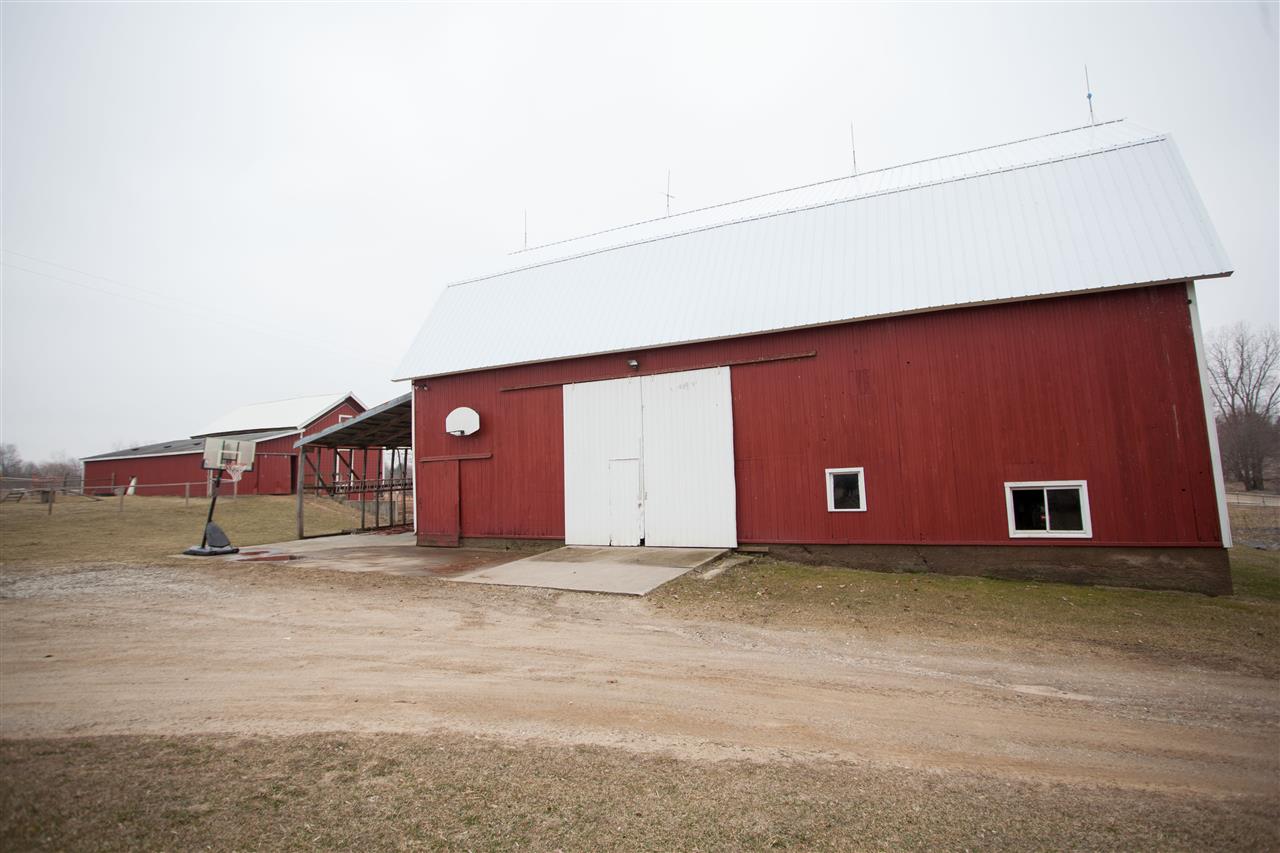 8325 South Gale Road Morrice, MI 48857 - Photo 55 of 58 Barn & Stable