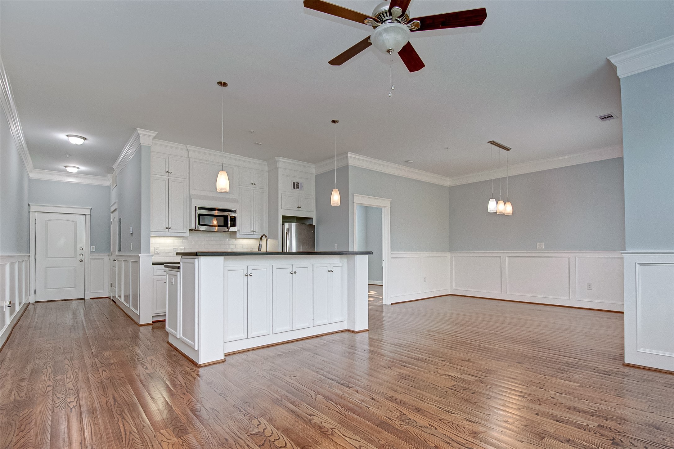 2802 Morrison Street, Unit 310 Houston, TX 77009 - Photo 3 of 31