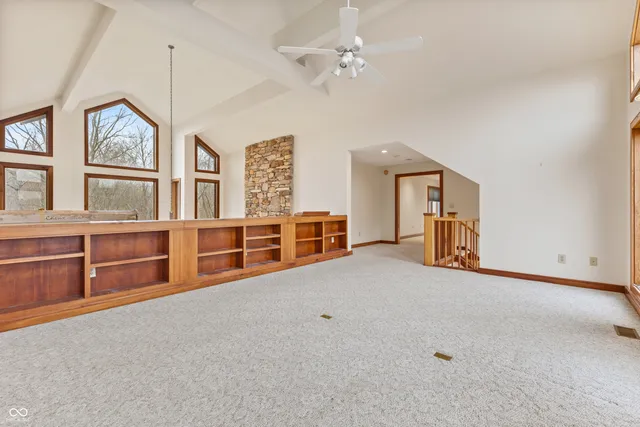 $2,375,000 | 720 East 400th Street North, Anderson, IN 46012