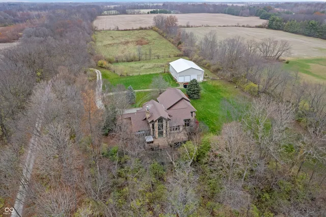 $2,375,000 | 720 East 400th Street North, Anderson, IN 46012