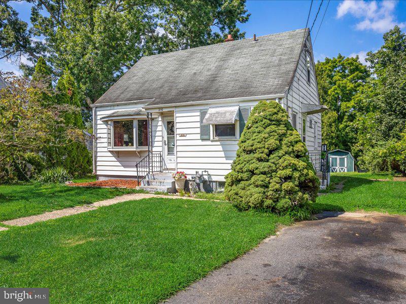 210 Countiss Avenue Lindenwold, NJ 08021 - Photo 2 of 25 Gallery Image 2