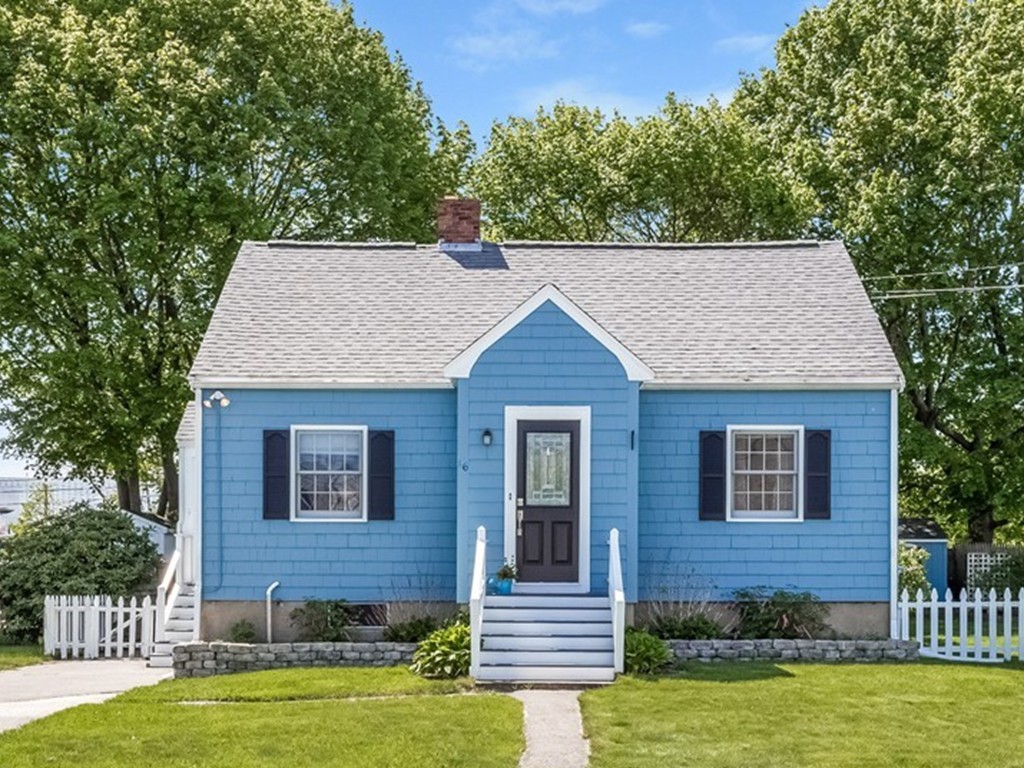 16 Windsor Road Beverly, MA 01915 - Photo 2 of 29 Gallery Image 2