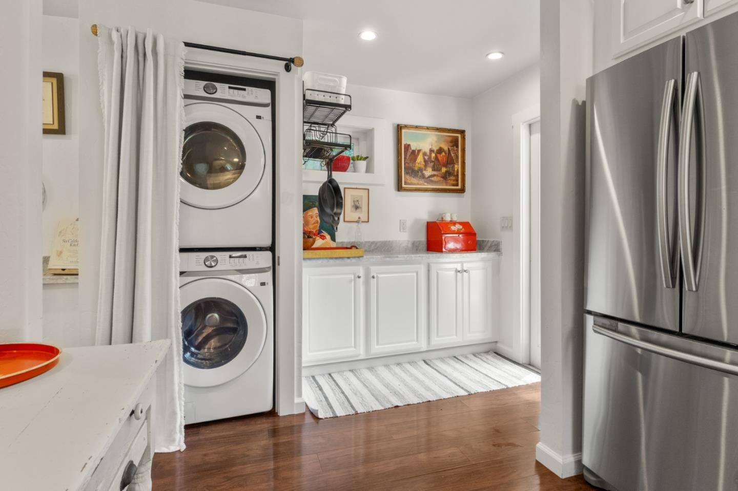 140 Baker Road Aptos, CA 95003 - Photo 15 of 62 a view of kitchen with washer and dryer