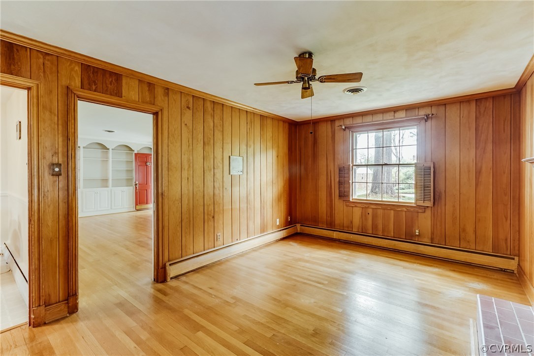 9315 Newhall Road Henrico, VA 23229 - Photo 7 of 18 Den looking into living room