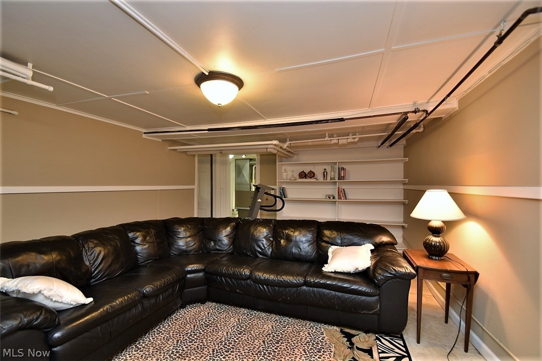 18520 Lynton Road Shaker Heights, OH 44122 - Photo 24 of 35 Gallery Image 24