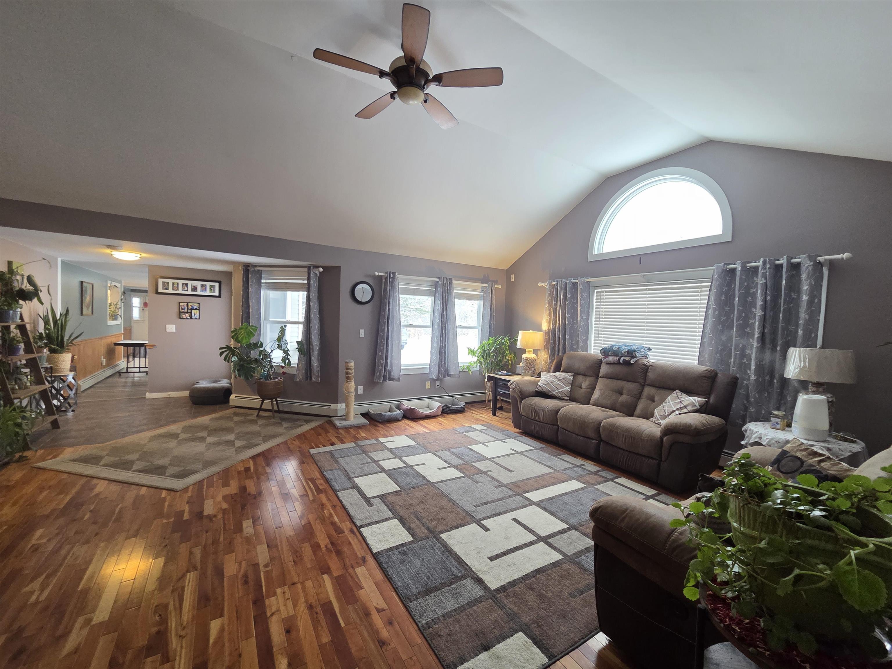 1462 King Hill Road New London, NH 03257 - Photo 14 of 32