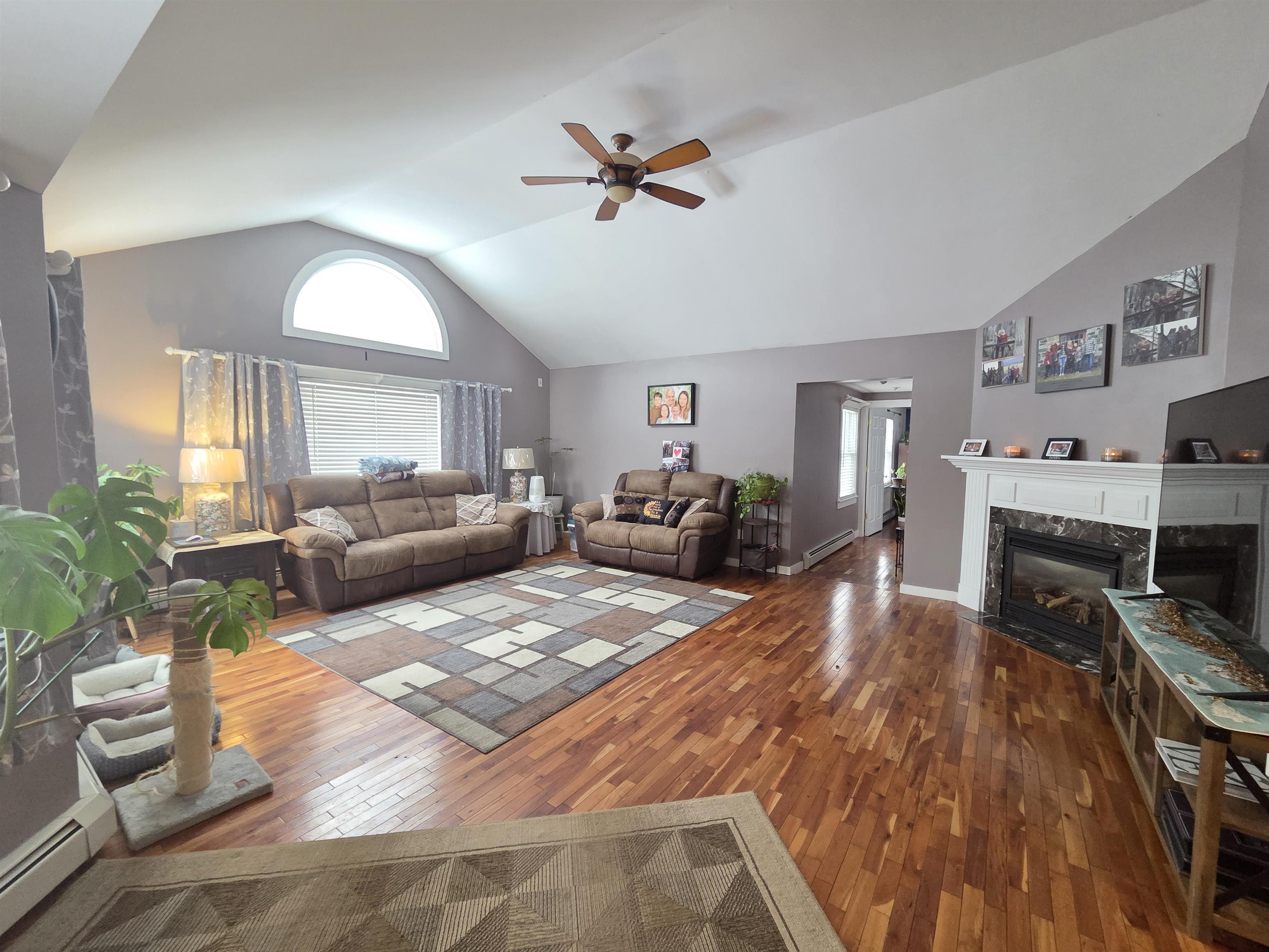 1462 King Hill Road New London, NH 03257 - Photo 15 of 32