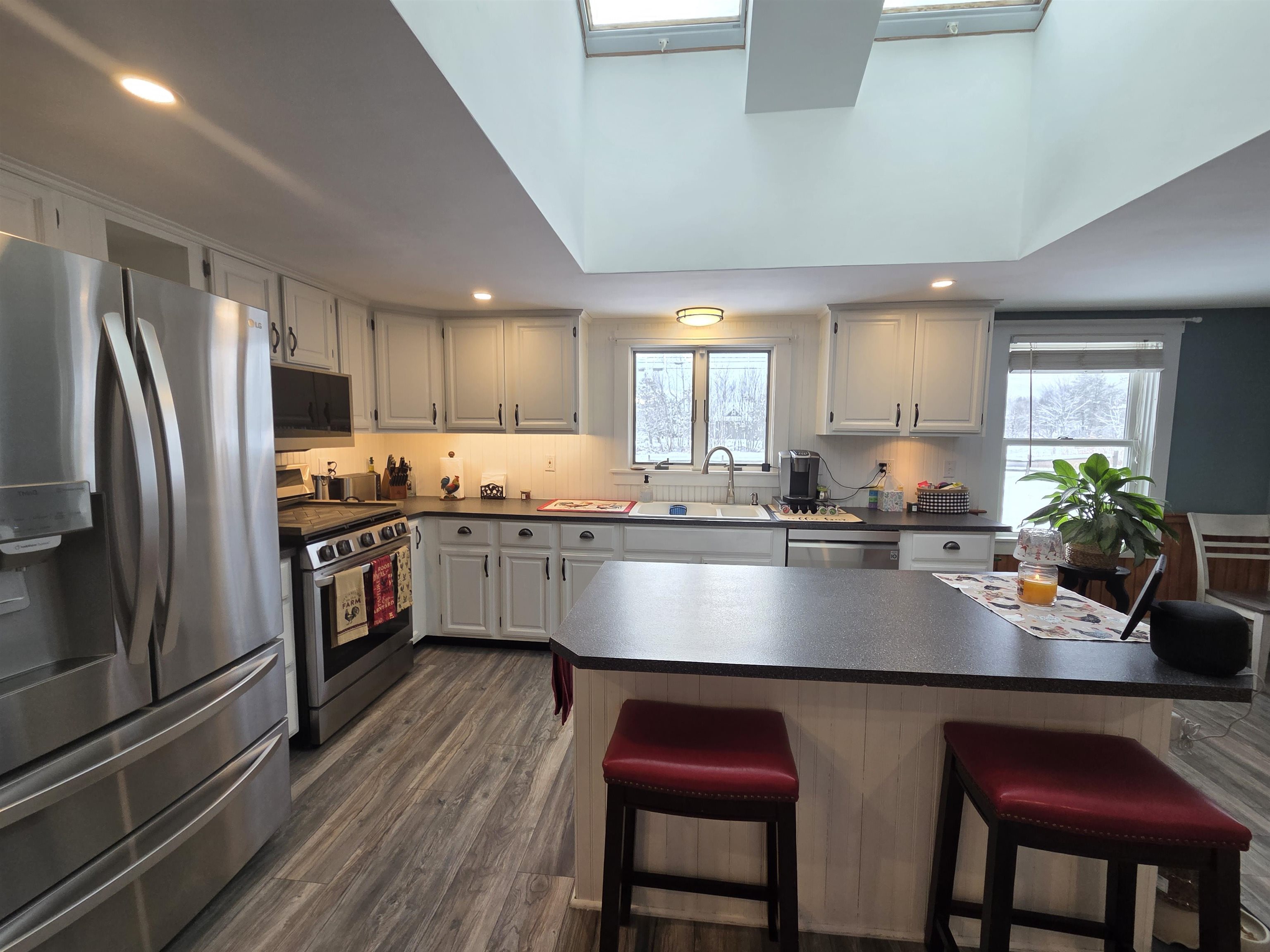 1462 King Hill Road New London, NH 03257 - Photo 6 of 32