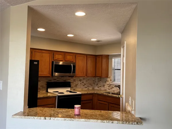 $1,650 | 12755 Mill Ridge Drive, Unit 309, Cypress, TX 77429