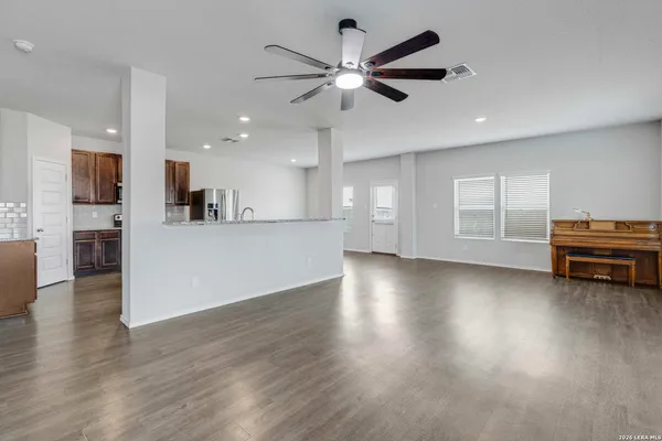 $350,000 | 2532 Marty Way, Seguin, TX 78155