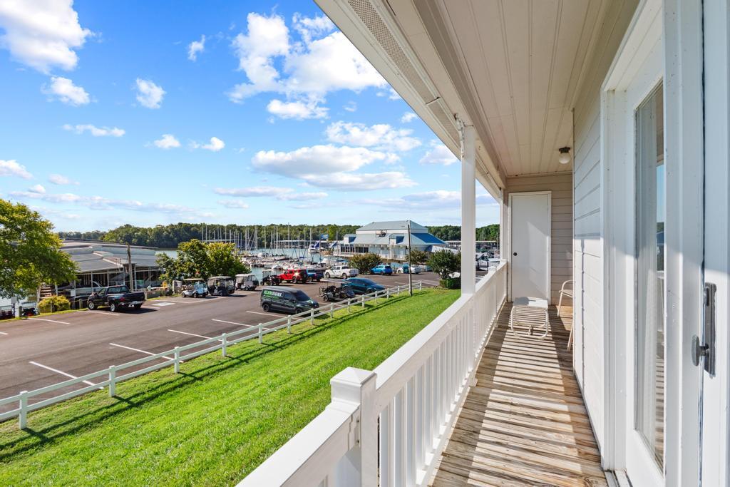 108 Green Turtle Bay Drive Grand Rivers, KY 42045 - Photo 18 of 30 Balcony