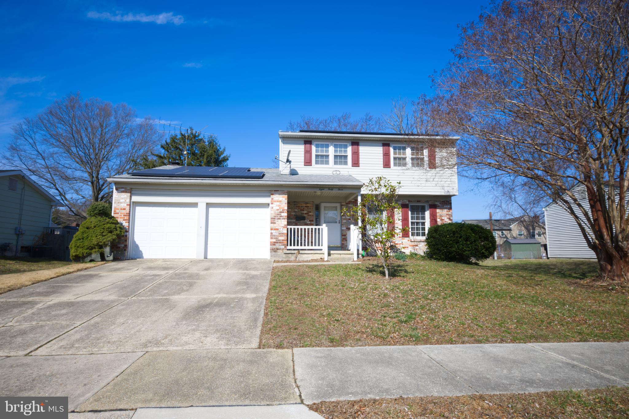 843 Townsend Boulevard Dover, DE 19901 - Photo 2 of 35 a front view of a house with garden