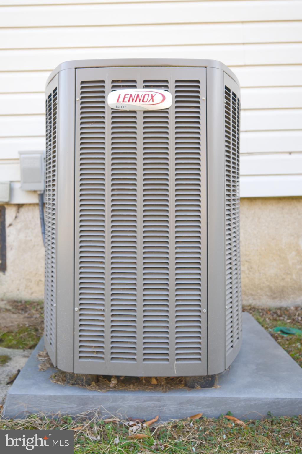 843 Townsend Boulevard Dover, DE 19901 - Photo 35 of 35 a view of a room that has a window