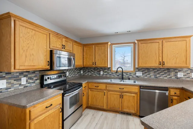 $449,000 | 14100 296th Circle Northwest, Princeton, MN 55371