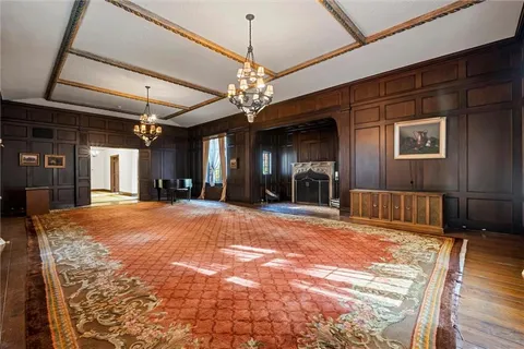 $1,200,000 | 113 Maple Avenue, Oil City, PA 16301