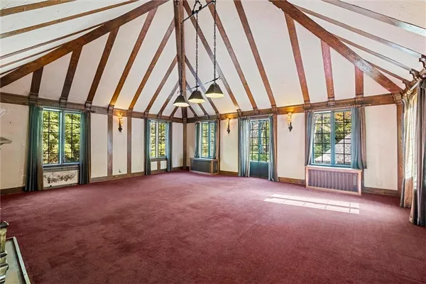 $1,200,000 | 113 Maple Avenue, Oil City, PA 16301