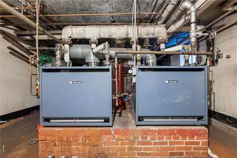 $1,200,000 | 113 Maple Avenue, Oil City, PA 16301