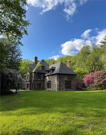 $1,200,000 | 113 Maple Avenue, Oil City, PA 16301