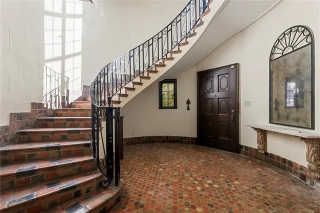 $1,200,000 | 113 Maple Avenue, Oil City, PA 16301