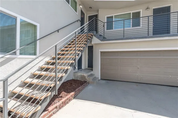 $2,250 | 2703 Curtis Avenue, Unit 3, Redondo Beach, CA 90278