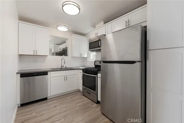 $2,250 | 2703 Curtis Avenue, Unit 3, Redondo Beach, CA 90278