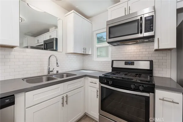 $2,250 | 2703 Curtis Avenue, Unit 3, Redondo Beach, CA 90278