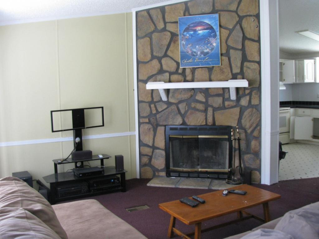 2820 Roaring Fork Road Greeneville, TN 37745 - Photo 4 of 14 Photo 4