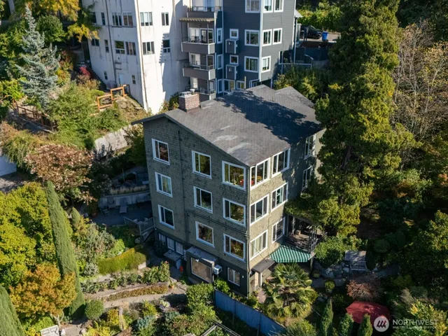 a view of a tall building in the middle of a building